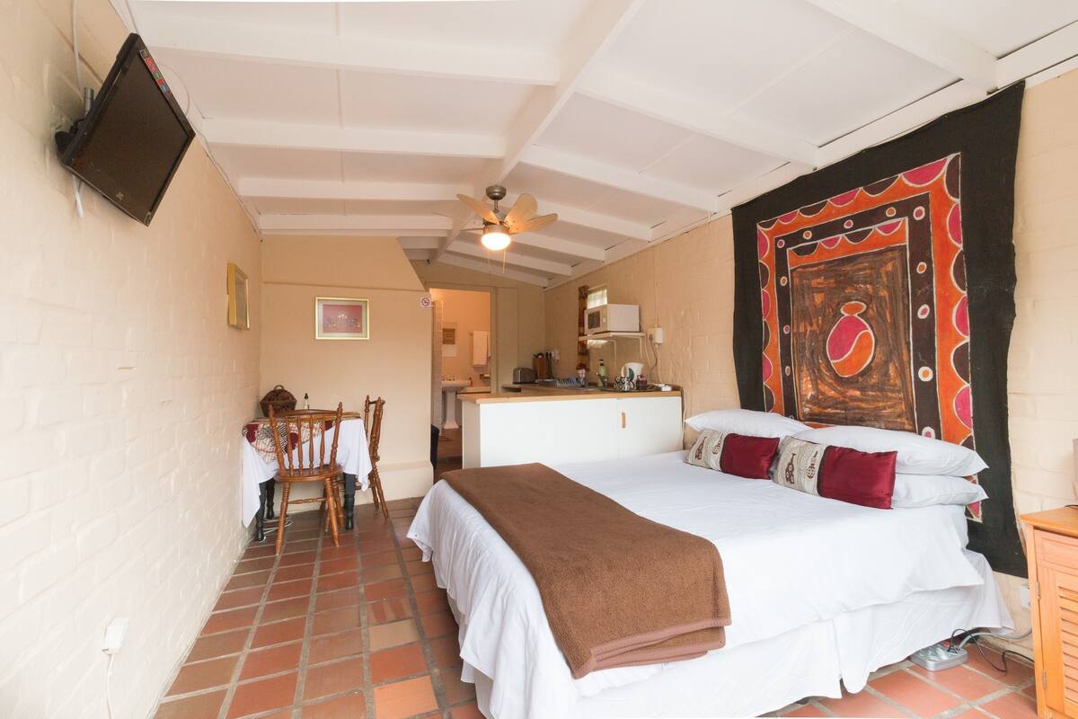 Chalet, cuisinette (Studio) | Fer et planche à repasser, accès au Wi-Fi (inclus), décor unique