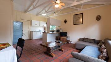 Chalet, 2 kamar tidur | Area keluarga | TV layar datar