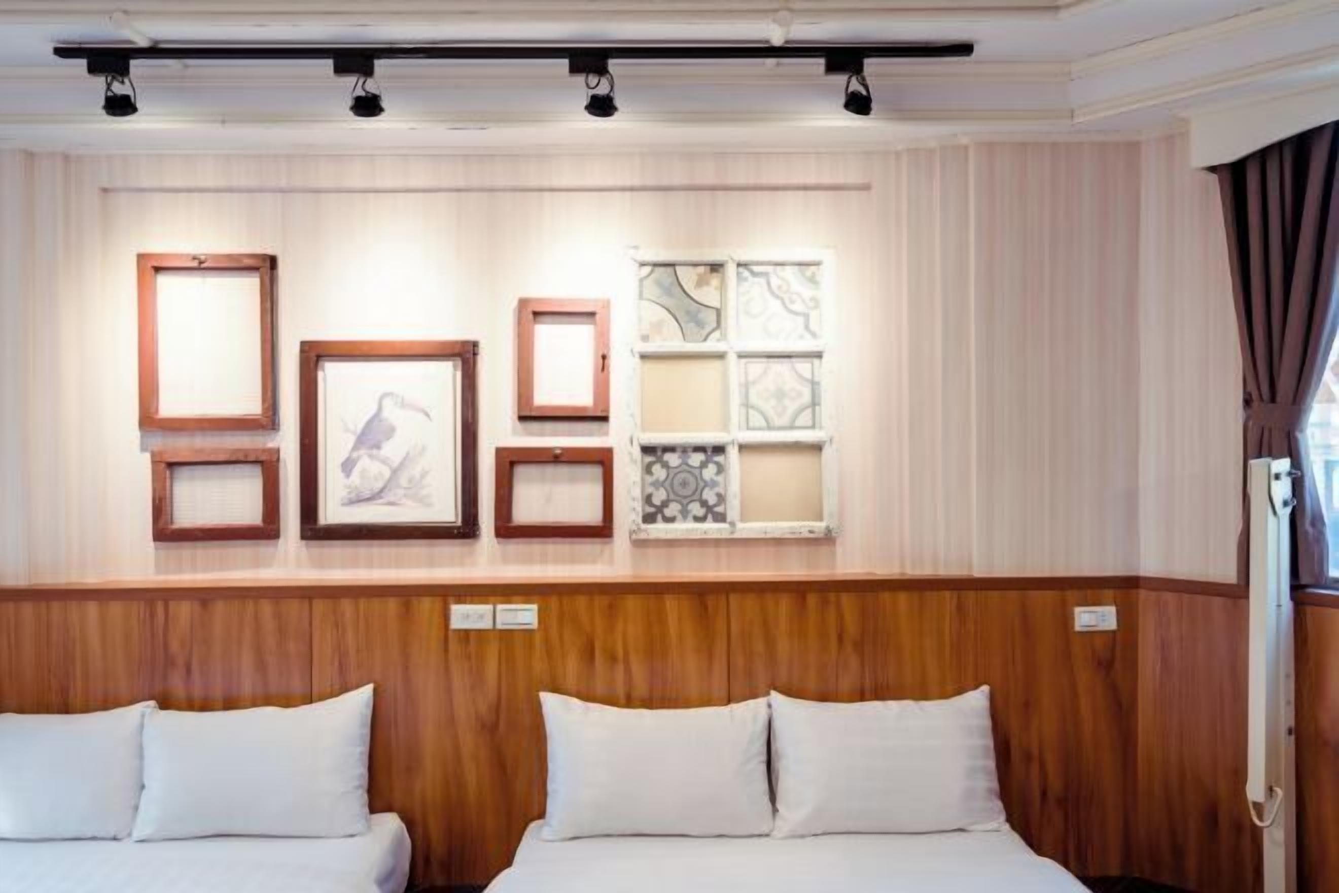 Decoración personalizada, muebles diferentes y escritorio 