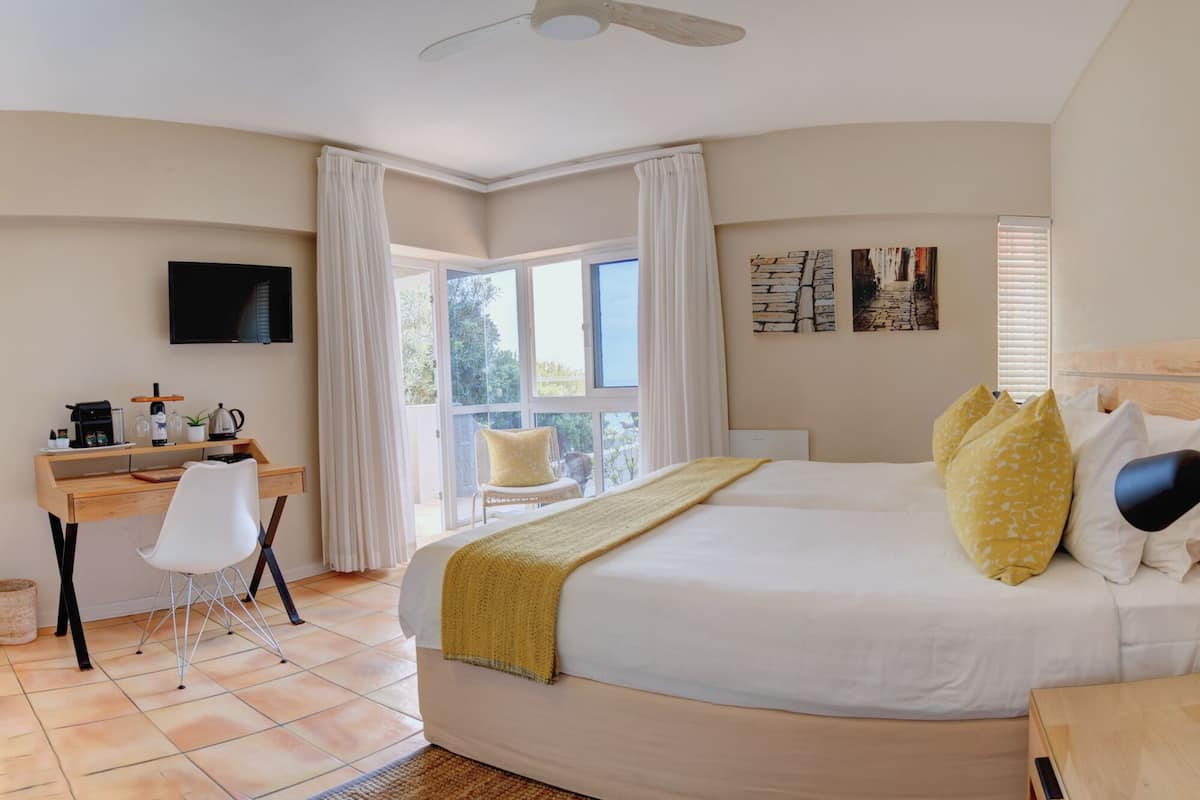 Standard Double Room, 1 Bedroom, Courtyard Area | 1 bedroom, premium bedding, minibar, in-room safe