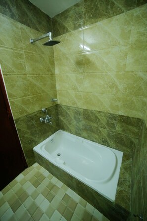 Family Suite, 1 Double Bed, Non Smoking, City View | Bathroom | Shower, free toiletries, towels