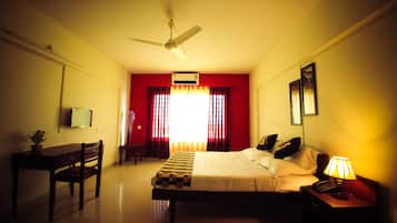 Desk, rollaway beds, free WiFi, bed sheets