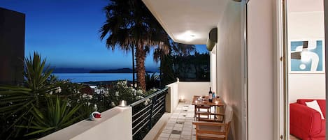 Appartamento, 1 camera da letto, vista mare | Balcone