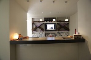Bastu, bubbelpool, ångbastu, turkiskt bad/hamam och 3 behandlingsrum