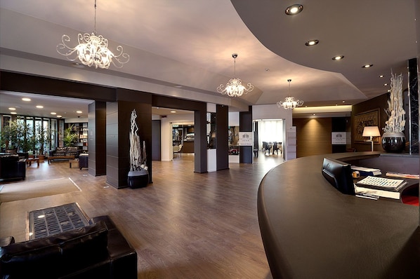 Reception - Hotel Park (Castiglion Fiorentino)