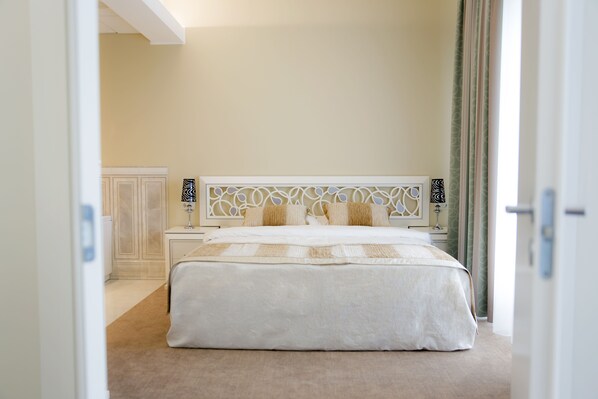 In-room safe, desk, iron/ironing board, free cots/infant beds