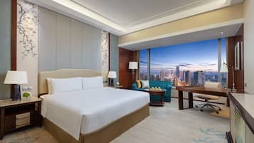 Deluxe Room, 1 King Bed | 1 bedroom, down duvets, minibar, in-room safe