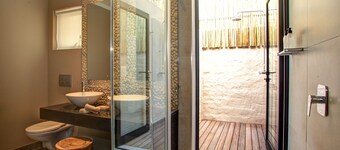Scallop Guest Lodge