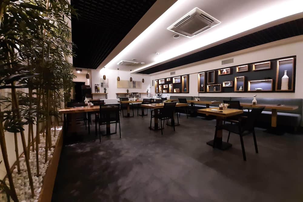 Sapko Airport Hotel