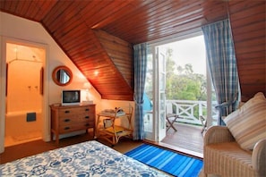 Äänieristys, ilmainen Wi-Fi, vuodevaatteet