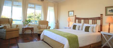 Soundproofing, free WiFi, bed sheets