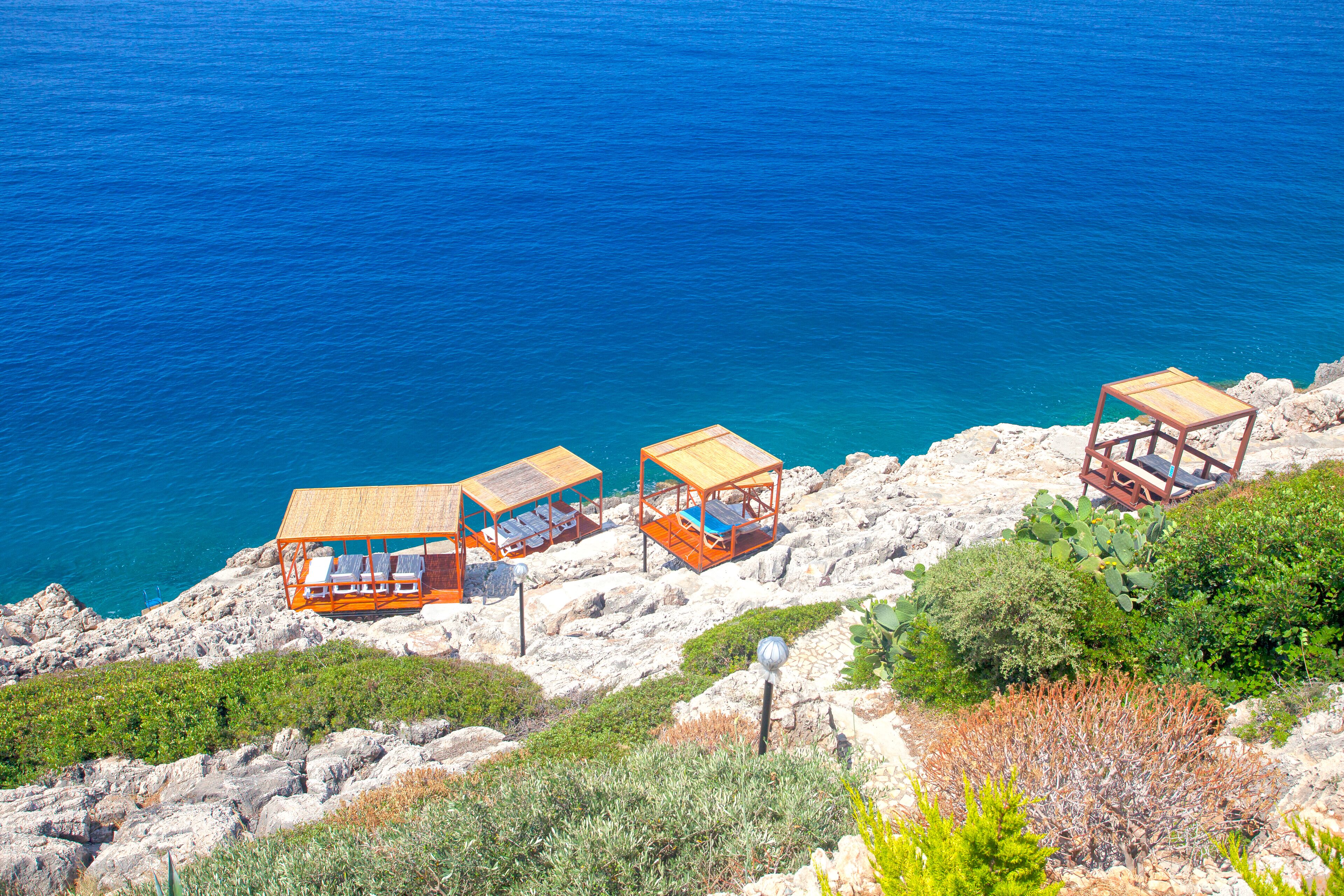 deluxe bungalow | beach/ocean view