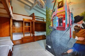 Superior Shared Dormitory | Iron/ironing board - The Wandering Paisa Hostel Adults Only (Medellín)