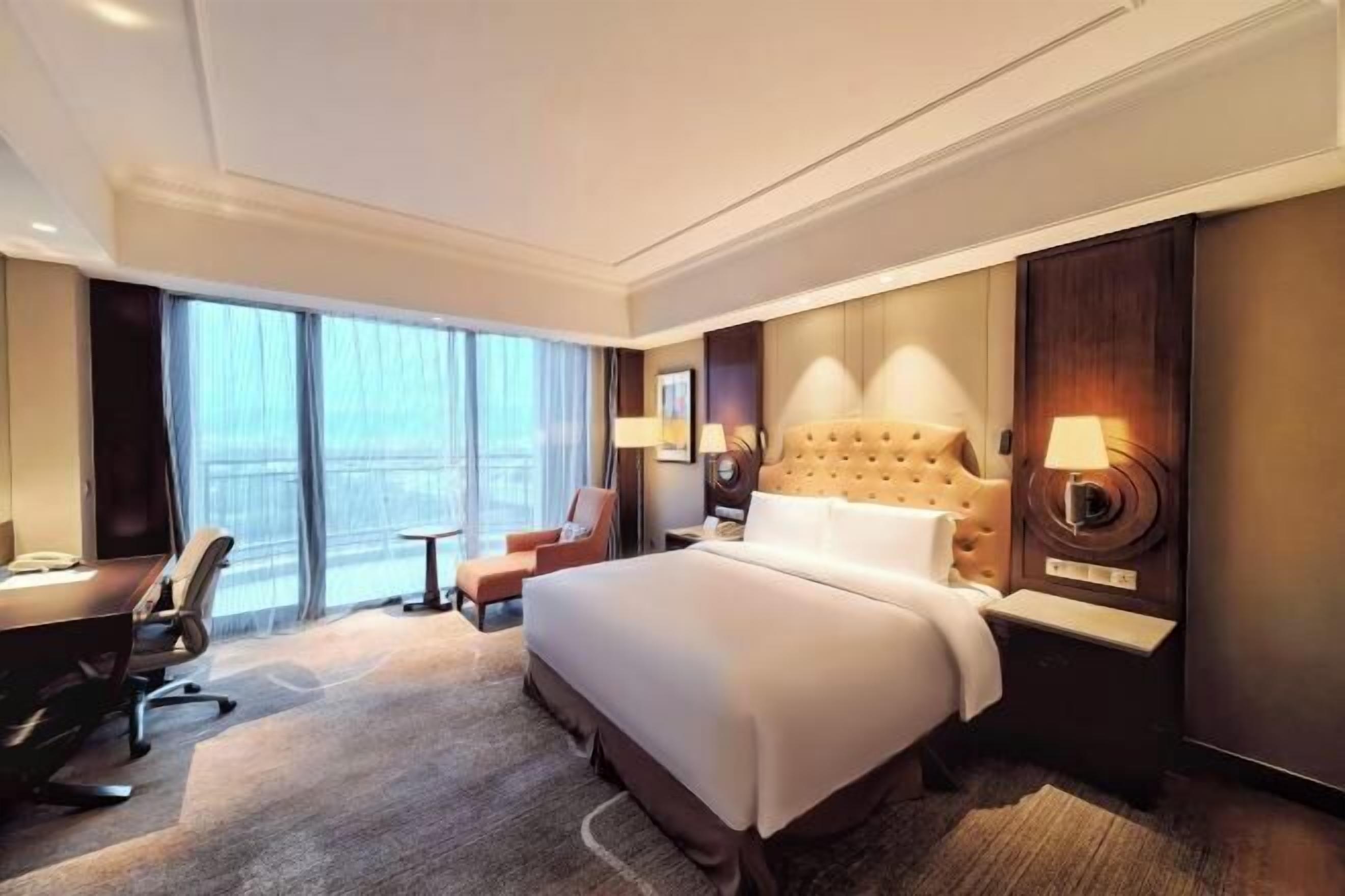 Ropa de cama de alta calidad y minibar 