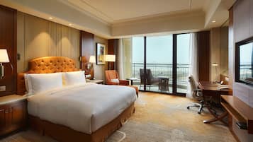 Quarto, 1 cama King, vista parcial para o oceano (Guest) | Roupas de cama premium, frigobar, cofres nos quartos, escrivaninha