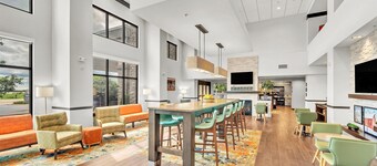 Hampton Inn & Suites Kenosha Pleasant Prairie