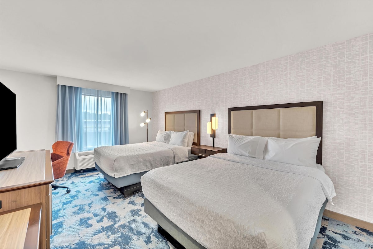 Room, 2 Queen Beds, Non Smoking, Refrigerator & Microwave | Minibar, desk, iron/ironing board, free cots/infant beds