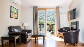 高档床上用品、笔记本电脑工作区、熨斗/熨衣板、免费 WiFi