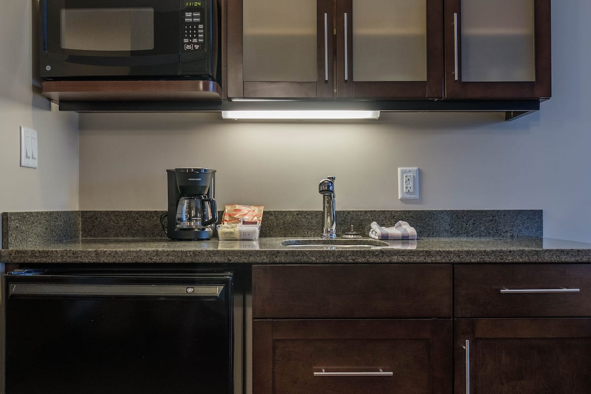 mini-fridge, microwave, coffee/tea maker, electric kettle