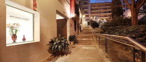 Entrée de l’hébergement