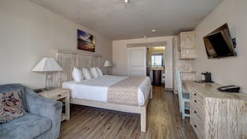 Kamer, 1 kingsize bed, uitzicht op oceaan | Verduisterende gordijnen, geluiddichte muren