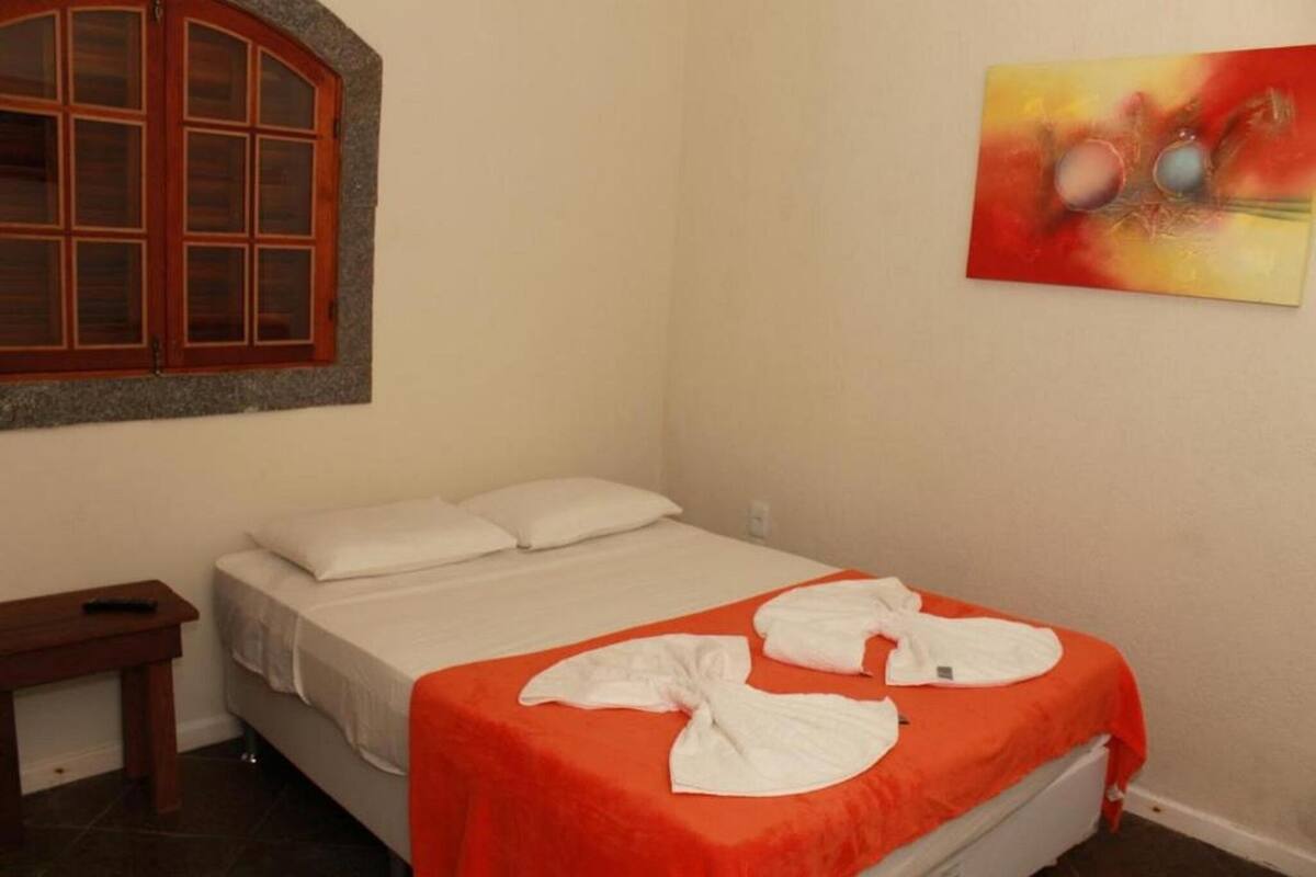 Cribs (free), rollaway beds (surcharge), WiFi (free)
