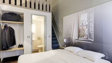 Quadruple Room, Non Smoking | Premium bedding, desk, soundproofing, free WiFi
