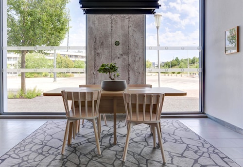 B&B HOTEL Reims Bezannes