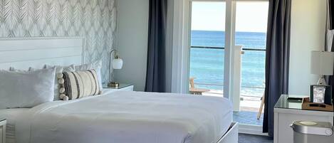Deluxe Room, 1 King Bed, Balcony, Full Unobstructed Ocean View | Premium bedding, individually decorated, individually furnished
