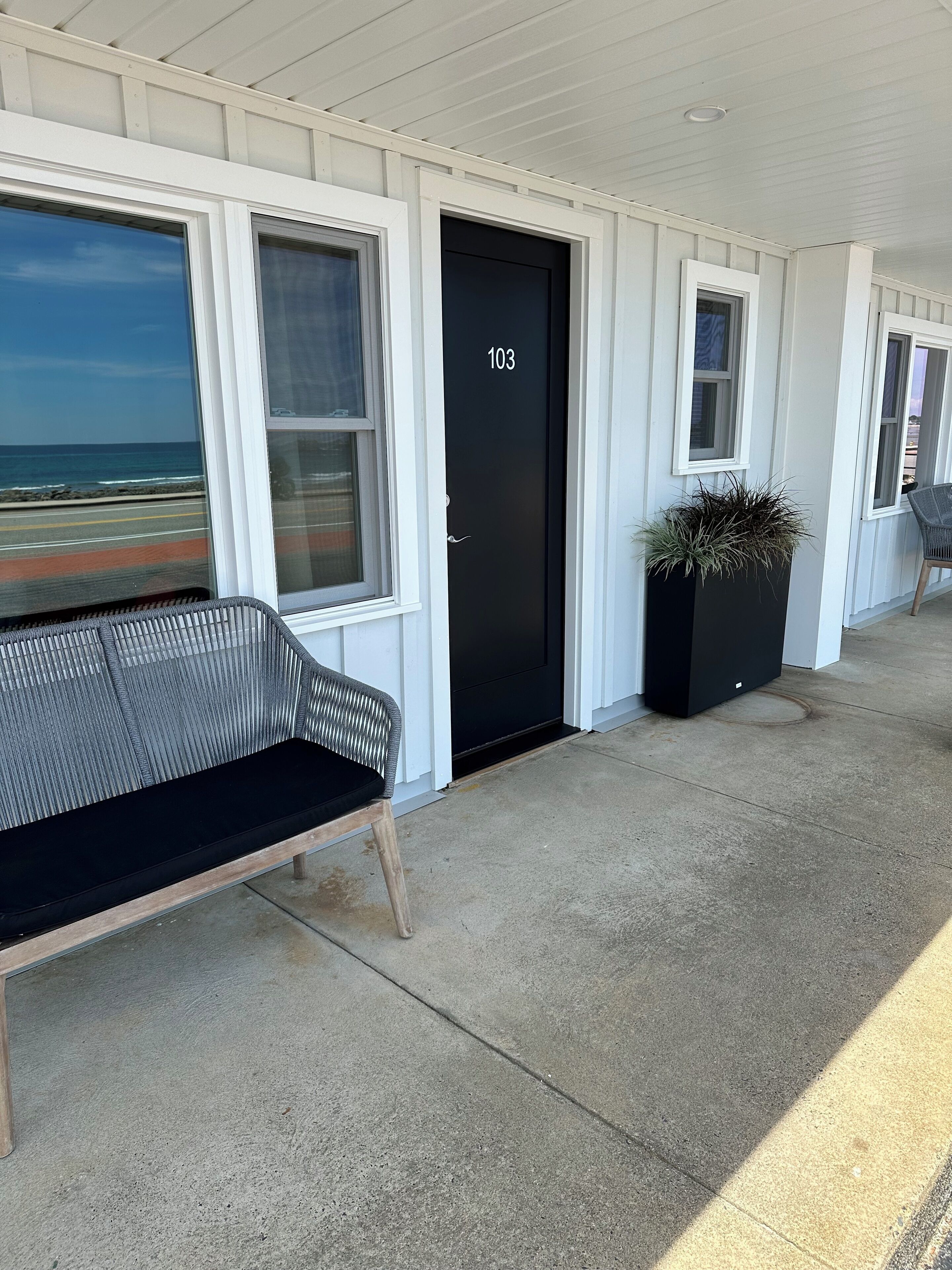 deluxe room, 2 queen beds, patio first level, full unobstructed ocean view | terrace/patio