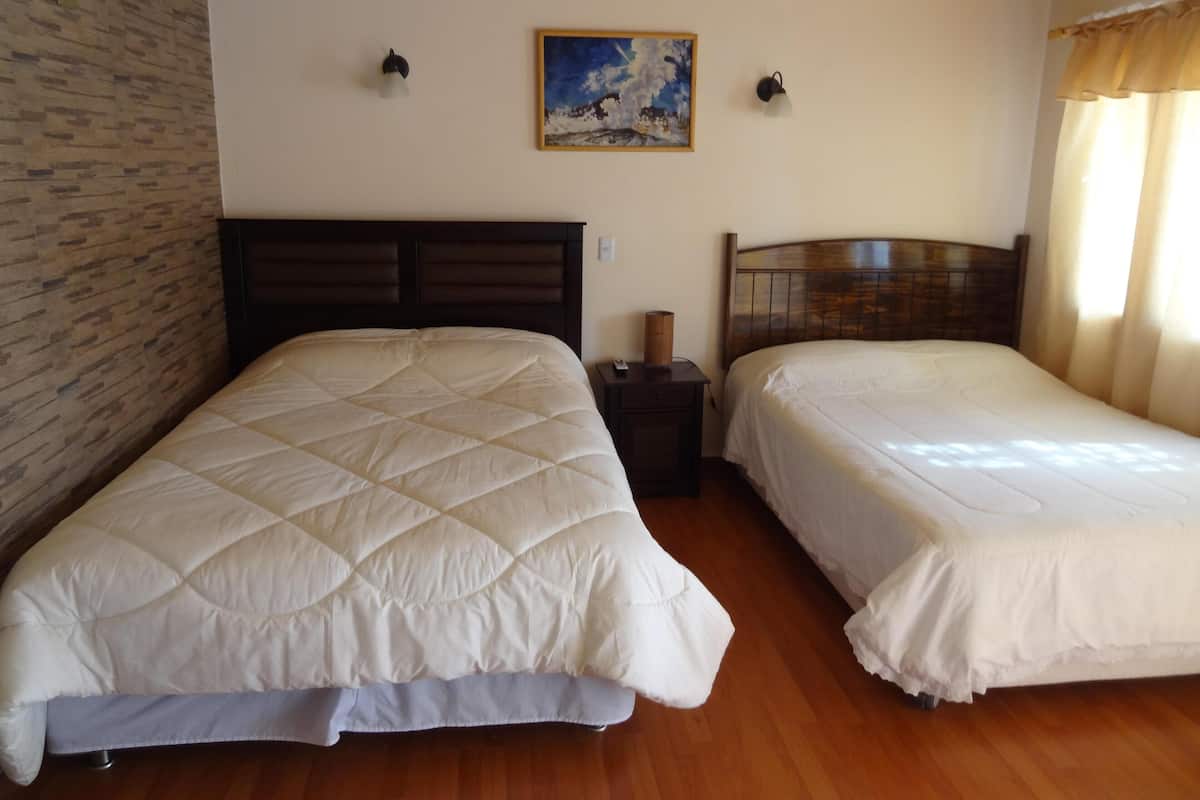 Desk, rollaway beds, free WiFi