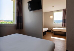 Quadruple Room, Accessible, Non Smoking