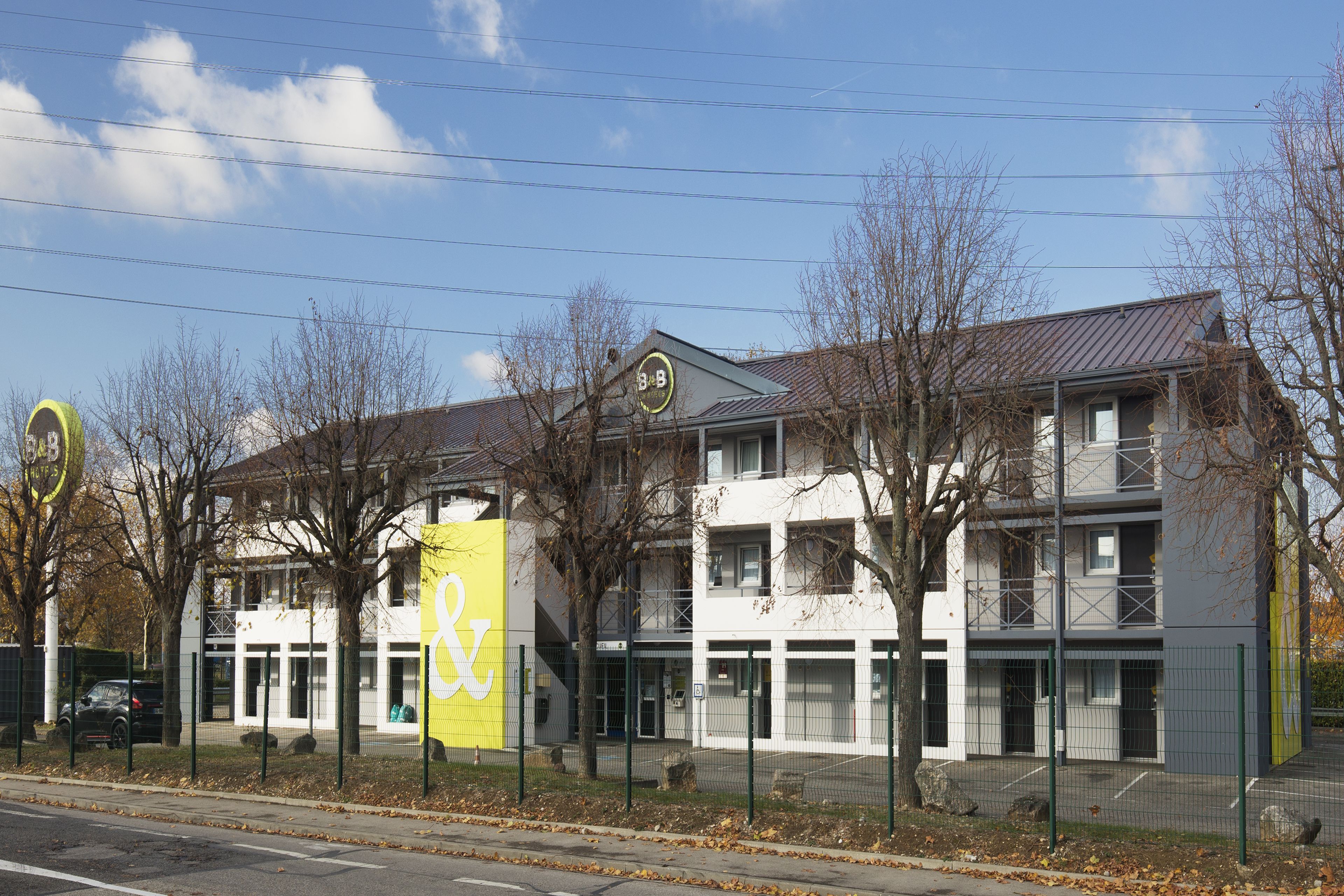 واجهة المنشأة