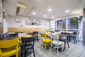 Esmorzar diari d'estil bufet (de pagament) 