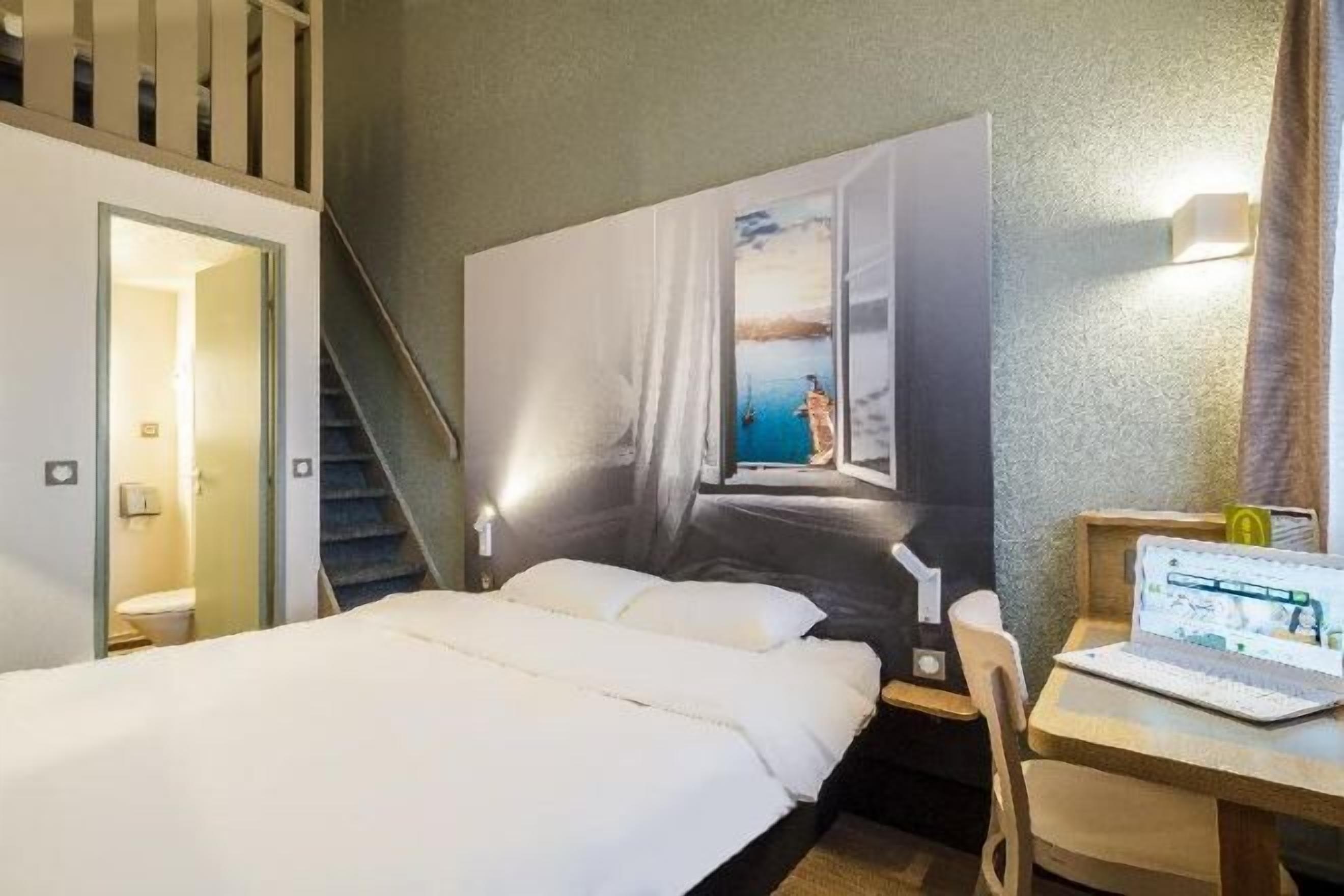 Bureau, chambres insonorisées, Wi-Fi gratuit, draps fournis
