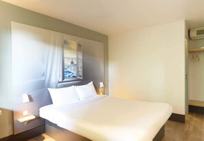 Double Room, Non Smoking | Premium bedding, desk, soundproofing, free WiFi - B&B HOTEL Pontault-Combault (Pontault-Combault)
