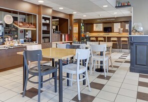 Dining - B&B HOTEL Châlons-en-Champagne (Chalons-en-Champagne)