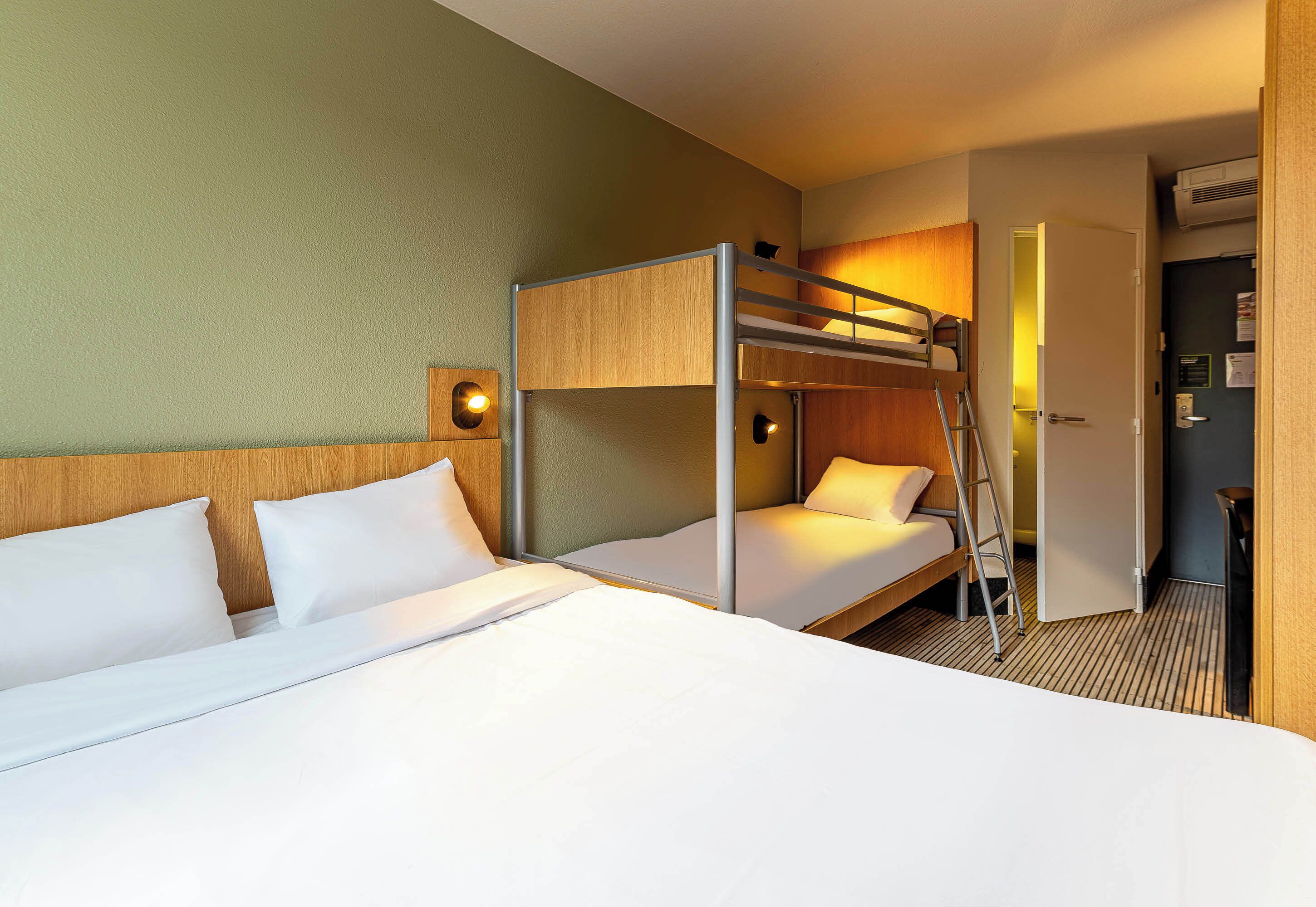 Foto - B&B HOTEL Marne-la-Vallée Bussy-Saint-Georges