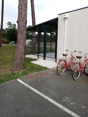 Bicycling - B&B HOTEL Arcachon Gujan-Mestras (Gujan-Mestras)
