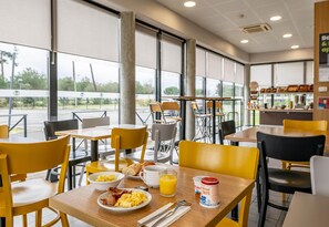Dining - B&B HOTEL Arcachon Gujan-Mestras (Gujan-Mestras)