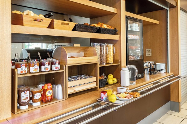 Daily buffet breakfast for a fee