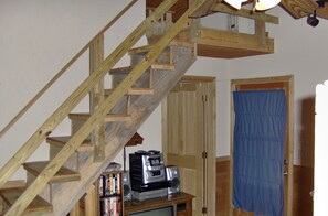 小木屋, 多張床 (Creekside Cabin) | 高級寢具、免費無線上網