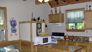 Cabin, Multiple Beds (Creekside Cabin) | Private kitchen - Berry Creek LLC (Bogalusa)