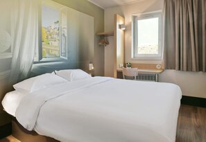 Desk, soundproofing, free WiFi, bed sheets - B&B HOTEL Le Mans Nord 1 (Saint-Saturnin)