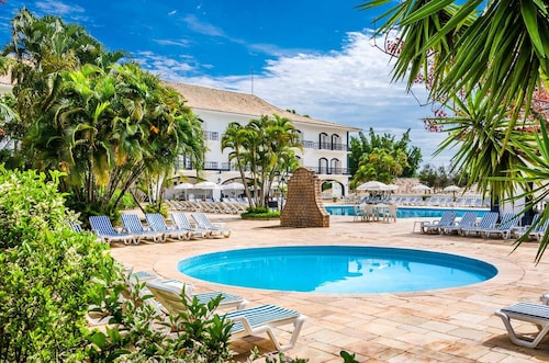 San Raphael Country Hotel