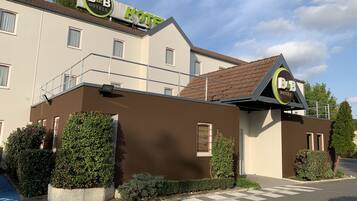 Fachada da propriedade