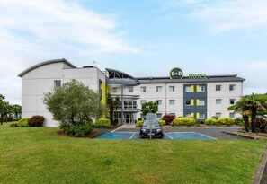 Front of property - B&B HOTEL Le Havre (1) (Harfleur)