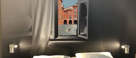 In-room safe, desk, soundproofing, free WiFi