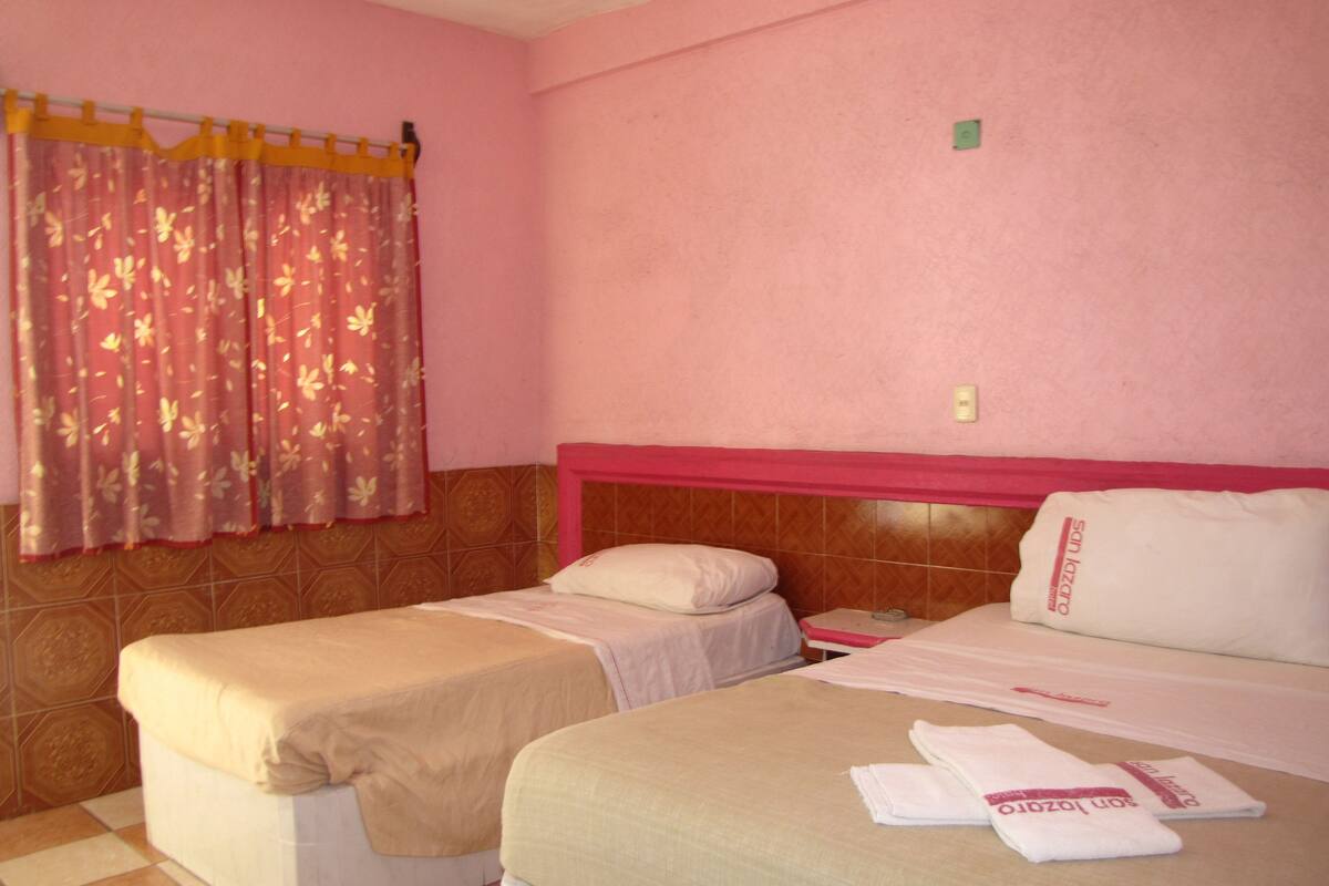 Chambre Double | Lits bébé (gratuits), lits pliants/supplémentaires gratuits