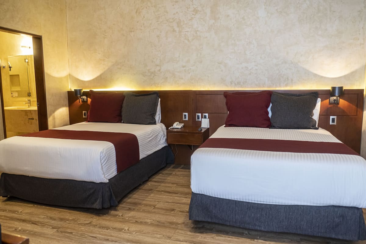 Deluxe-Doppelzimmer, 2 Doppelbetten